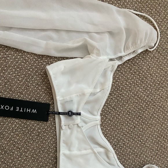 White Fox ‘Social Seduction Long Sleeve’ Size XS - Picture 5 of 6